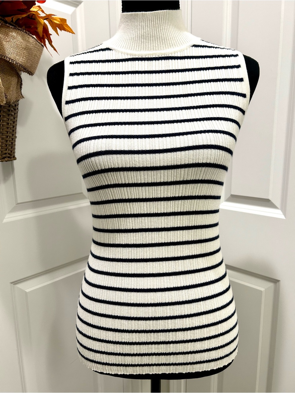 Sleeveless Mock Neck Striped Knit Top - White/Navy Blue Women’s Small